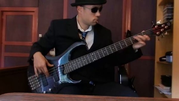 Madness - One Step Beyond ( Bass cover )