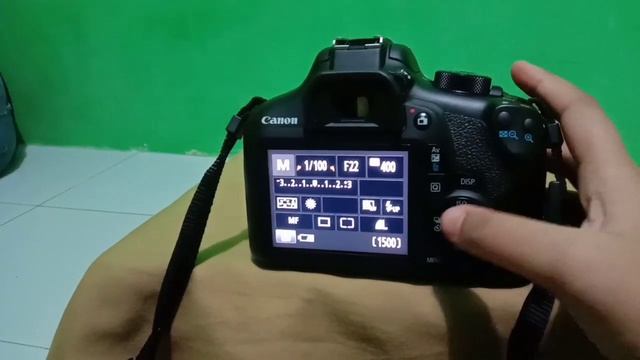 Tugas 5 Basic Photography (ruang tajam sempit/bokeh) dengan menggunakan kamera DSLR 1300D смотреть онлайн