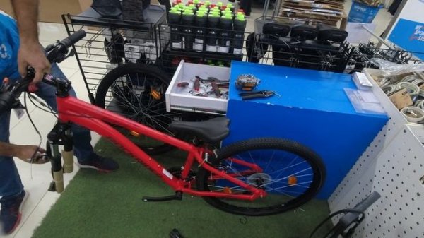 Btwin Rockrider ST 100 Assembly in 6 mins