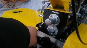 Обзор Мотоблок HUTER-8000M залить масло в редуктор. скоростя. масло в фильтр.