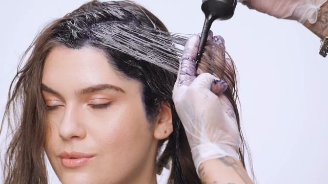 Shades EQ Gloss Ash Brown Family | REDKEN смотреть онлайн