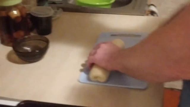 Булочки с корицей снова в деле смотреть онлайн