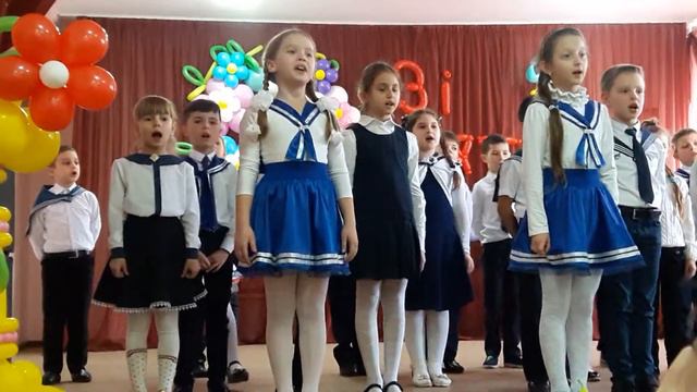 Утреник как вы думаете где я хихихи😆😆😇😇🎻🎸 смотреть онлайн