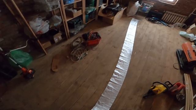 ХОЗЯЙСТВО РАЗВАЛИВАЕТСЯ ! СОВЕТЫ НЕ РАБОТАЮТ ... [Жизнь в деревне] смотреть онлайн