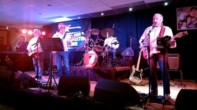 Fools Paradise - " Mrs Robinson" Live at Cliff and Shadows Fan Meeting in Tilburg, 24.10.2015 смотреть онлайн
