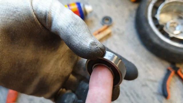 Xiaomi m365 step by step front wheel bearing replacement смотреть онлайн