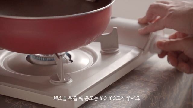 Sub) 취미추천 브이로그 | 요리하는 남자 | 지삼선 만들기 | 모션그래픽 | 녹화 프레임 만들기 | 브이로그 오프닝 소스공유 смотреть онлайн