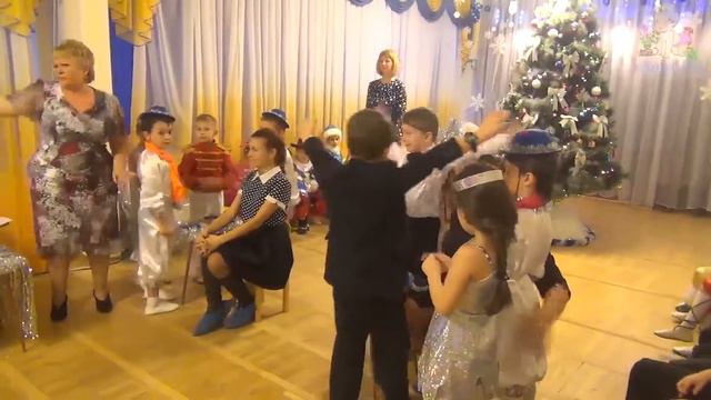 НОВЫЙ ГОД "Красная Гвоздика" смотреть онлайн