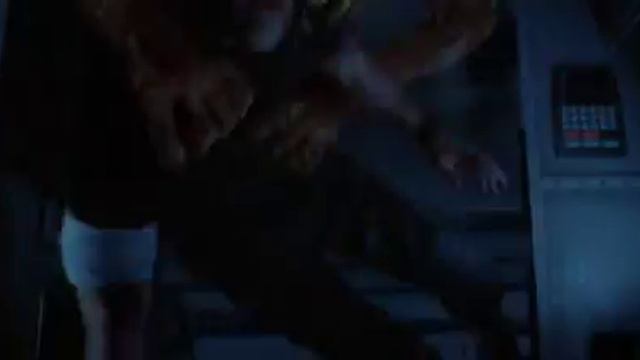 Resident Evil ( A kaptár) смотреть онлайн