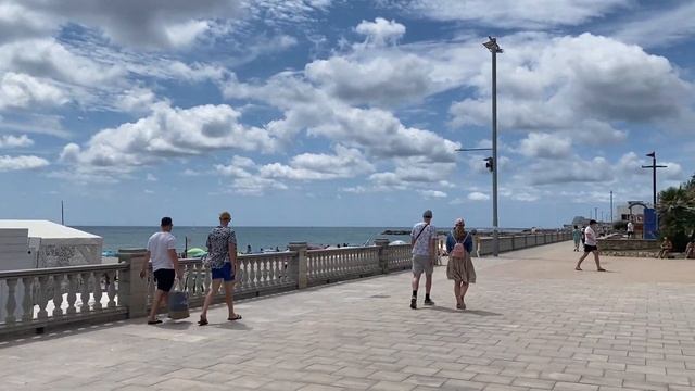 VLOG туристическая Испания ?? едем в Ситжес Sitges смотреть онлайн