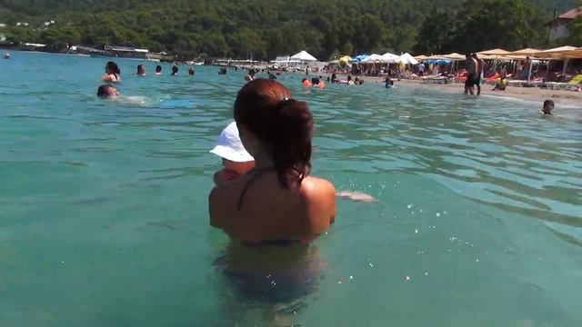 Ксюша купается в море смотреть онлайн