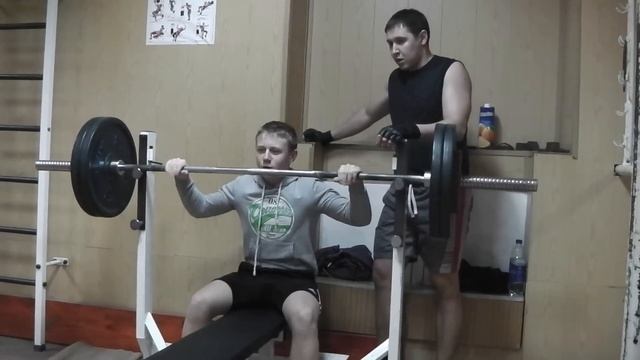 Влад 14 лет, вес 60 кг жим 110 на 1 раз смотреть онлайн