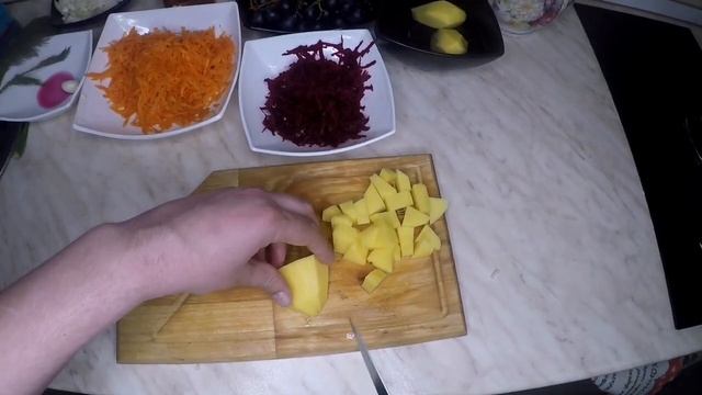 Борщ с говядиной. Простой пошаговый рецепт! смотреть онлайн