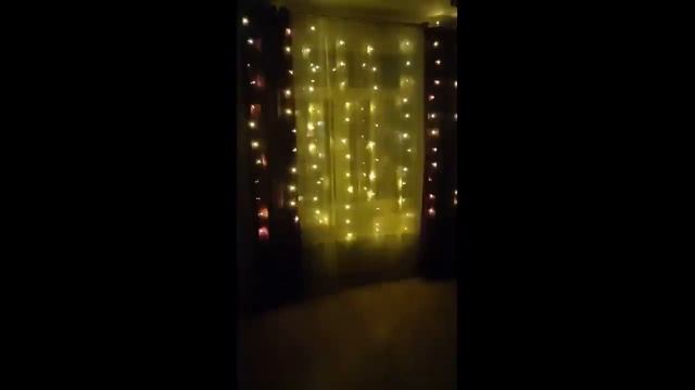 Светодиодная новогодняя гирлянда на окно Занавес / Шторы, Теплый свет, 16 нитей, 320 лампочек, 2х3 смотреть онлайн
