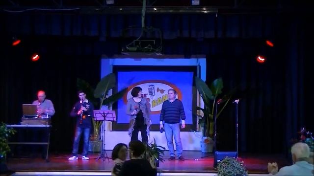 15. Giulio & Elena - La mazurka di periferia (29/11/14) смотреть онлайн