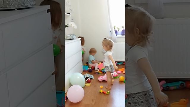 Утренний Шторм: Веселое Утро с Тремя Детьми