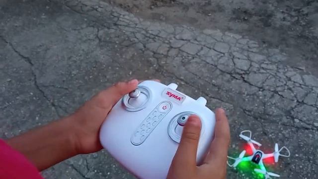 Лучший квадрокоптер для начинающего! Syma X15 смотреть онлайн