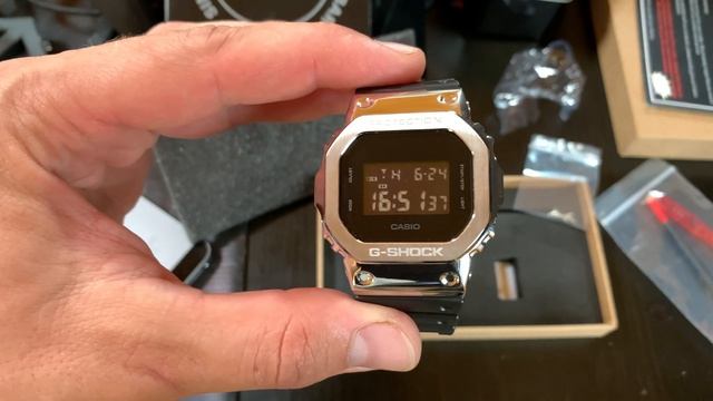 Casio G-SHOCK DW 5600BB Металл как в G-SHOCK GM-5600-1