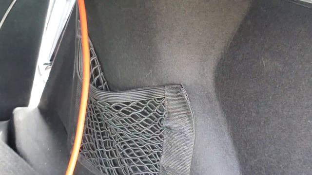 Montering av 230V inverter i Tesla Model 3 смотреть онлайн