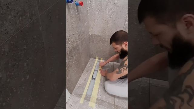 Качественное оформление крышки трапа, организация деформационных швов #uzbekmaster #трап #плитка смотреть онлайн