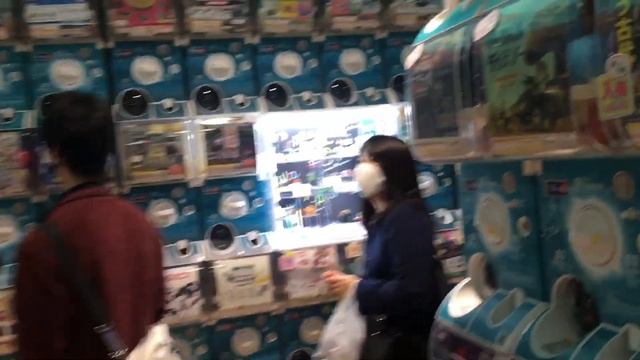 GASHAPON CAPSULE TOY ADVENTURE IN ODAIBA, TOKYO смотреть онлайн