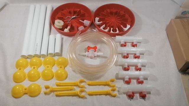 Набор для брудера - ниппельные поилки и вакуумная кормушка смотреть онлайн