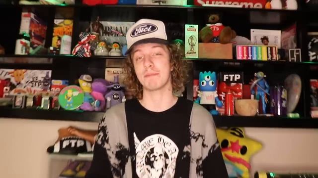 SUPREME WEEK 8 - All The Best Resell Items смотреть онлайн
