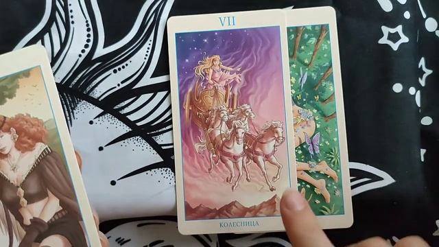 В чем отличие метафорических ассоциативных карт от Таро? смотреть онлайн