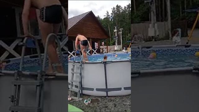 Whatsapp Video 2023-06-17 At 12.05.23 смотреть онлайн