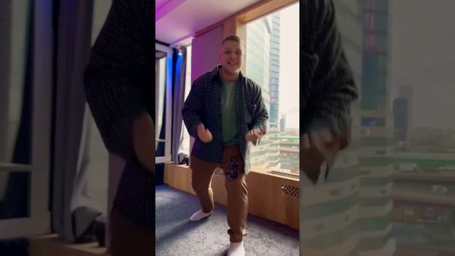 Клин журавлей несёт письмо к семье домой. смотреть онлайн