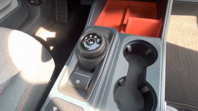 2022 Ford Maverick XLT Premium смотреть онлайн