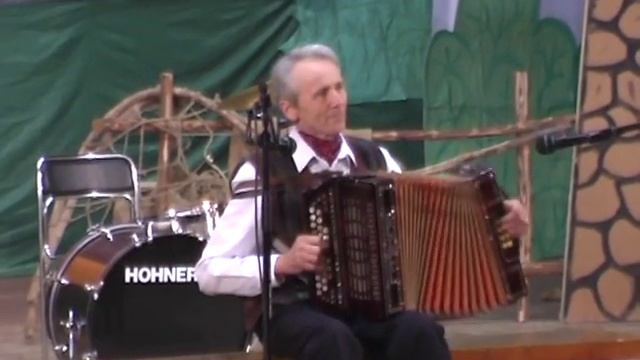 Folk waltz. Competition of hand harmonika players in Lithuania. Winner Pranas Ulbinas смотреть онлайн