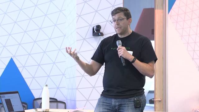 "Amazon S3 Compatible Storage in Kubernetes" - Rob Girard, Principal Tech Marketing Engineer, Minio смотреть онлайн