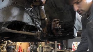 Volvo 940 Turbo Part 4 Replace ABS Sensor