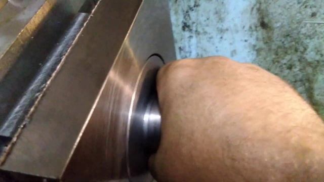 Немного о планшайбе . Расточка конуса резцедержателя. смотреть онлайн