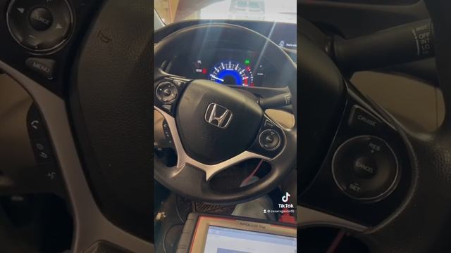 2013 civic crank no start. Codes 83-11 and 85-01 смотреть онлайн