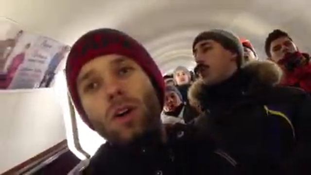 Київ, 12.12.13. Метро Хрещатик, 6:00 смотреть онлайн
