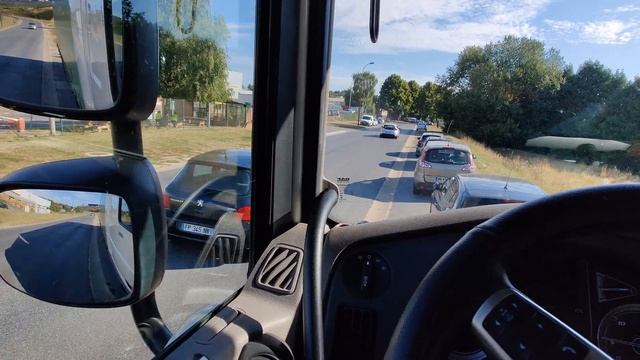 Самый Популярный Паркинг Во Франции (Перезалив). Двухсторонняя загрузка. смотреть онлайн