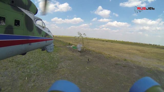Mil Mi-24 solo at RusJet Masters 2014 смотреть онлайн