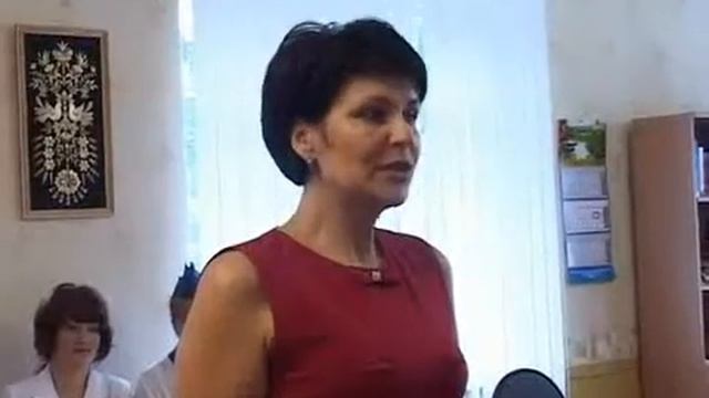 Удостоверение к ордену Красной Звезды спустя 70 лет было вручено дочери красноармейца Василия Румян смотреть онлайн