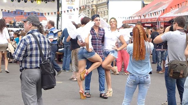 Фестиваль Харлей Дэвидсон 2013 на площади Островского - часть 4 смотреть онлайн