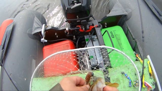 Спиннинг с лодок. Соревнования. День 1. смотреть онлайн