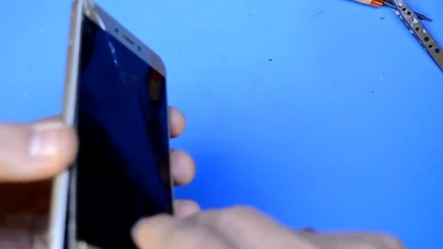Huawei P8 Lite Замена дисплейного модуля смотреть онлайн