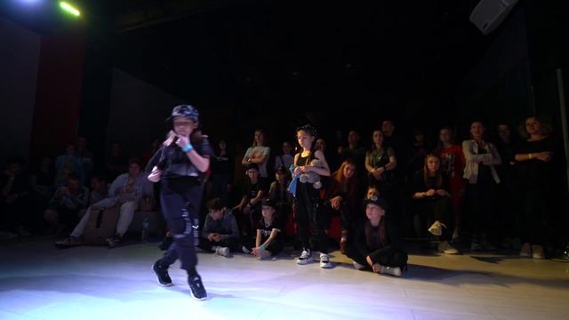 Newstyle Shuffle Battle vol. 3 [ Kids ] Mila_star vs Smile Girl смотреть онлайн