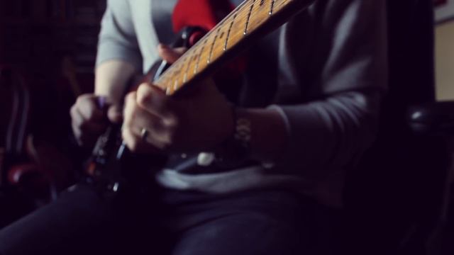 Friday Fretwork - My New Guitar смотреть онлайн