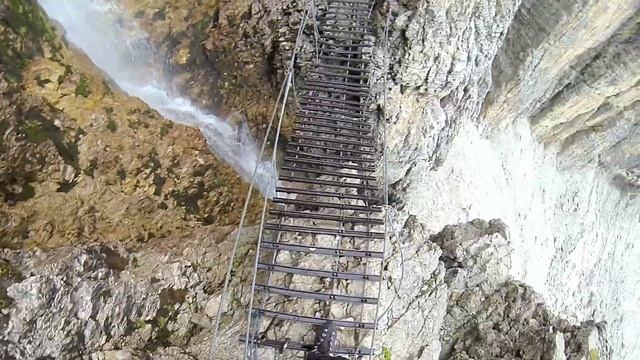 FERRATA VALLON ⚠ e Sentiero Attrezzato Lichtenfels | Rifugio Kostner | Gruppo del Sella - Alta Badi смотреть онлайн