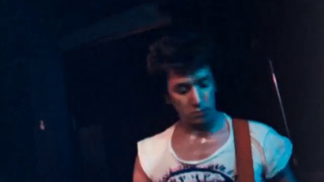 Sex Pistols - Holidays In The Sun