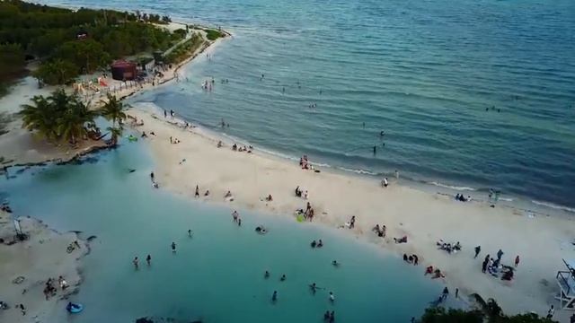 Punta Esmeralda Playa del Carmen смотреть онлайн