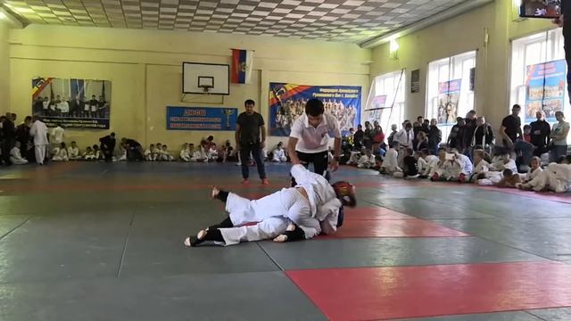 АРБ В АВИАГОРОДКЕ 14.10.18 ВОТ ТАК Они судят дитей!!!!