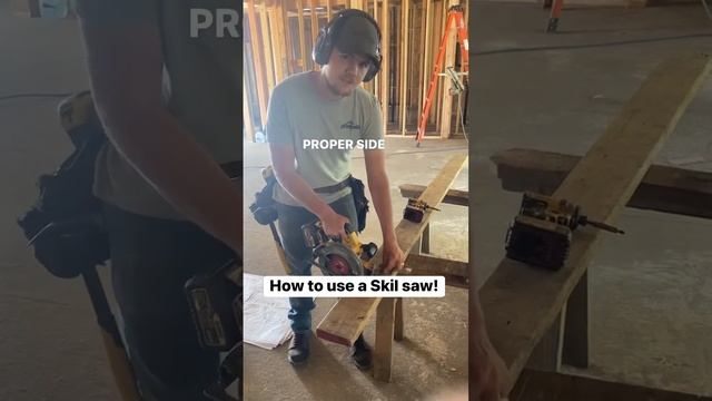 Have you cut your leg with a Skil saw￼? Here is how not too cut your self￼…? #circularsaw #DEWALT смотреть онлайн